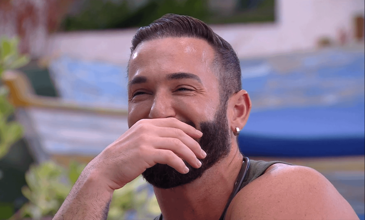 Últimas 24 Horas no BBB25 Brasil: Diego Hypolito tem nova crise de riso durante desabafo de Daniele: 'Acho muito bonitinho'