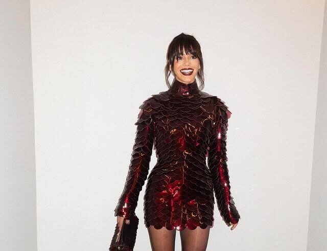Bruna Marquezine celebrando “Amor da Minha Vida” que estreiou dia 22 de novembro de 2024 no @disneyplusbr.