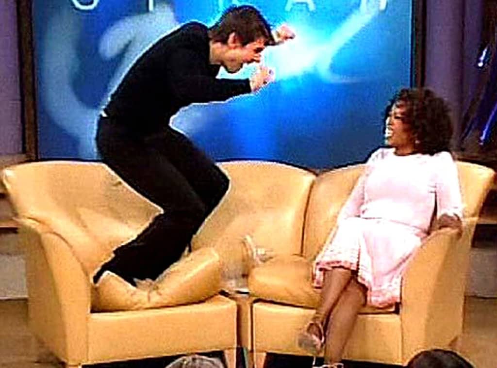 Tom Cruise pulando no sofá de Oproah.